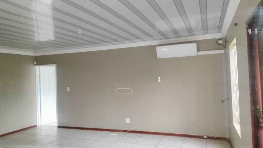 4 Bedroom Property for Sale in Mandela View Free State